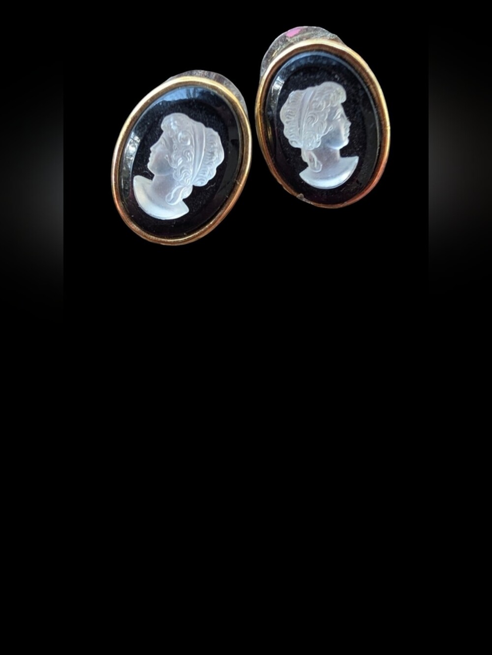 Vintage Intaglio Cameo Earrings